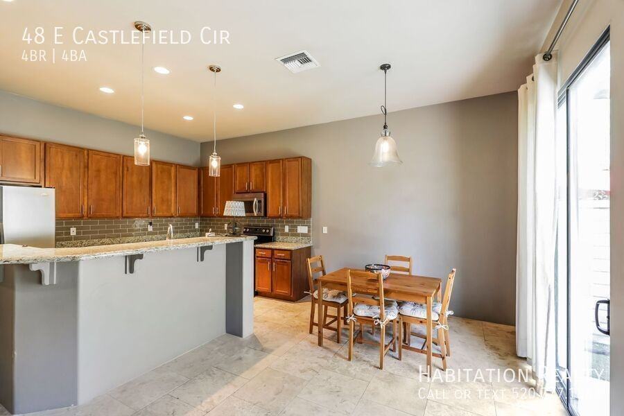 48 E Castlefield Cir - Photo 2 of 28