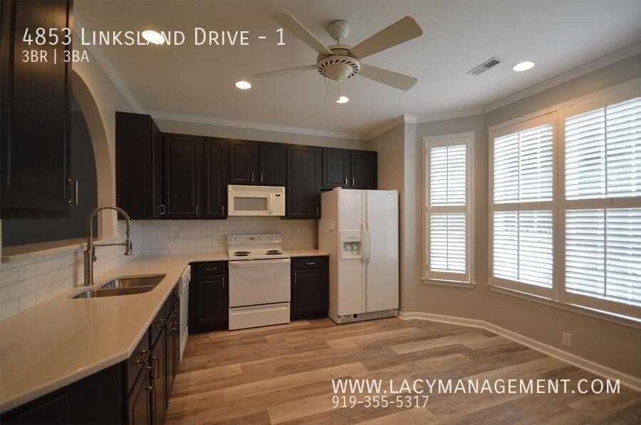 4853 Linksland Dr #1 - Photo 5 of 36