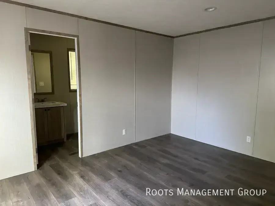 Mance Newton Rd #C508 - Photo 4 of 5