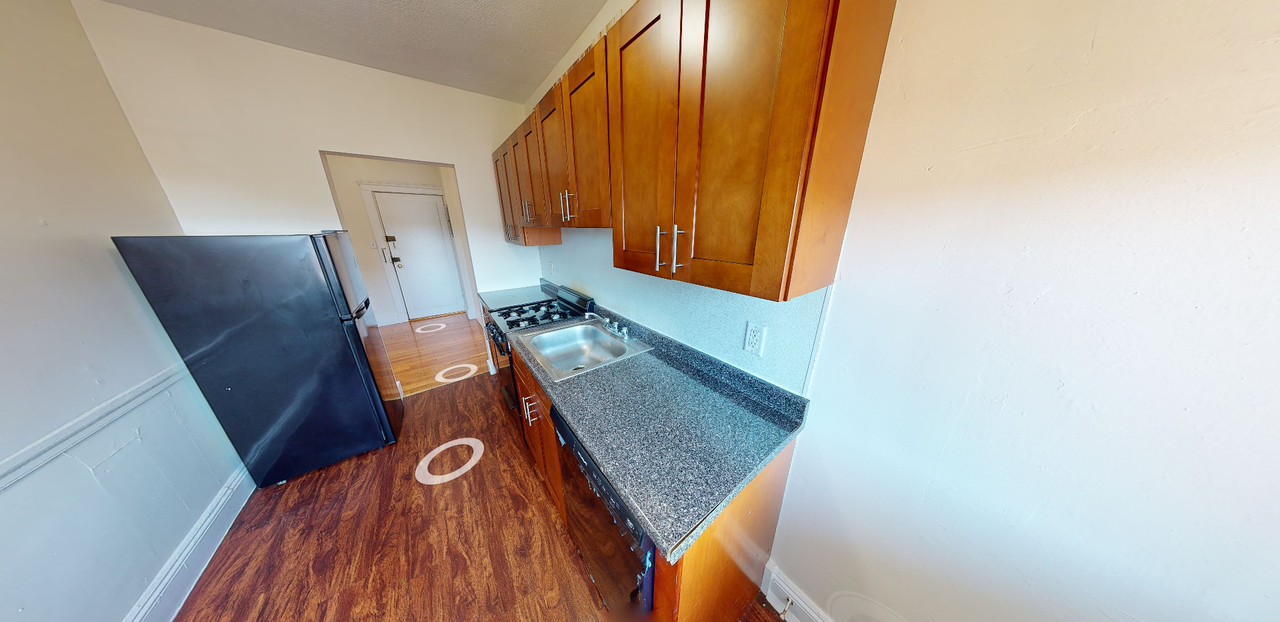 110 Washington Street - Photo 6 of 7