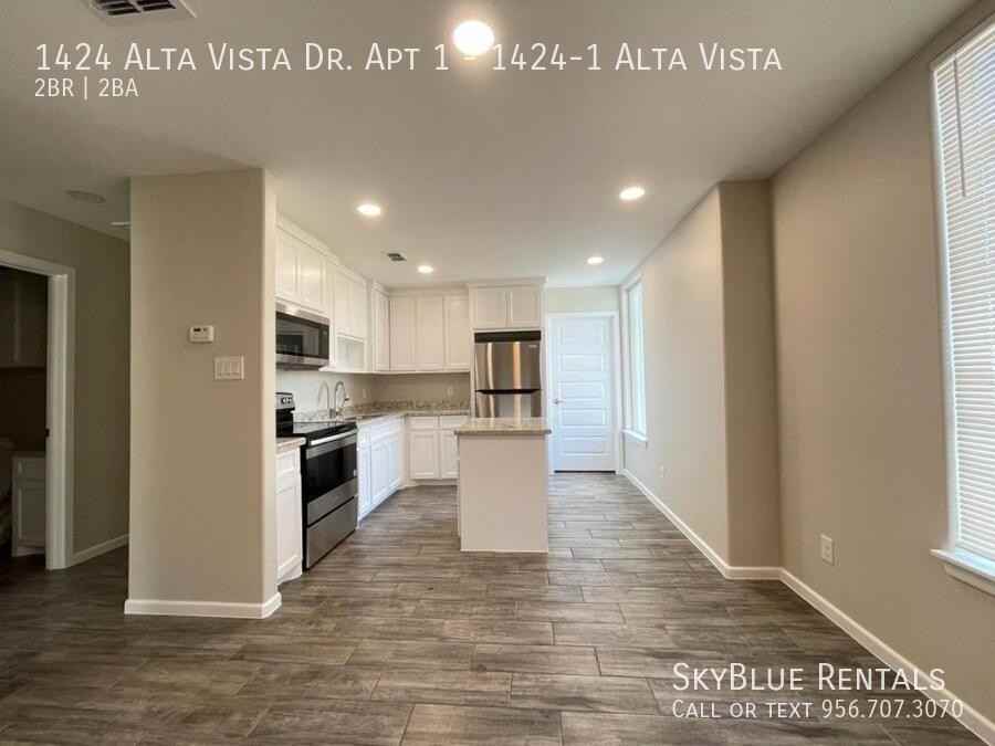 1424 Alta Vista Dr Apt 1 - Photo 3 of 11