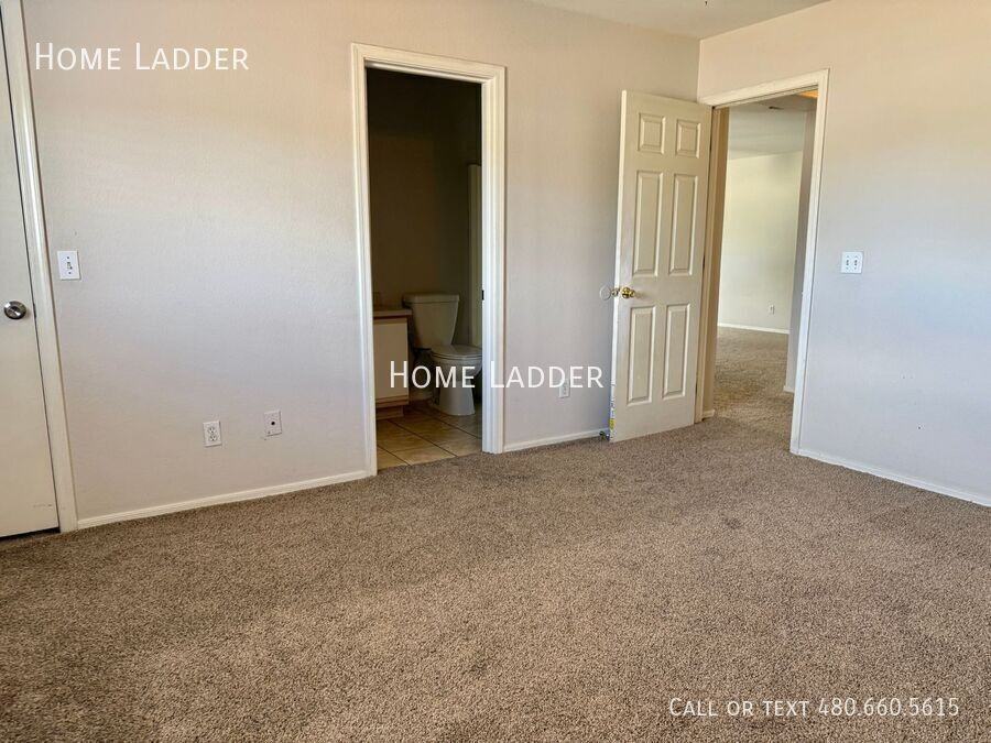 11776 W Larkspur Rd - Photo 7 of 16