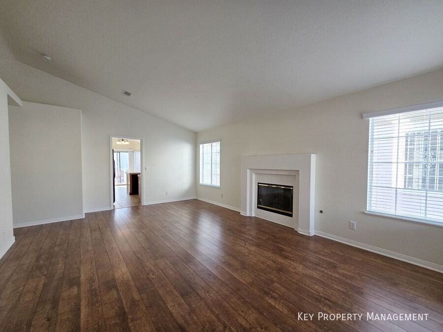 1825 Imperial Cup Dr - Photo 5 of 27