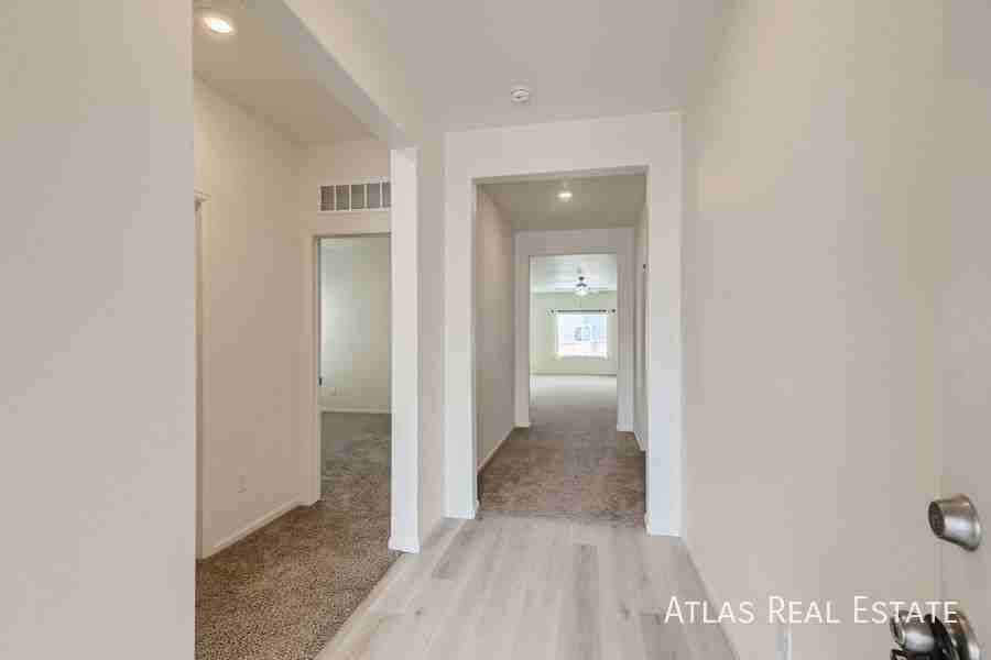 987 Cascade Falls St - Photo 2 of 16