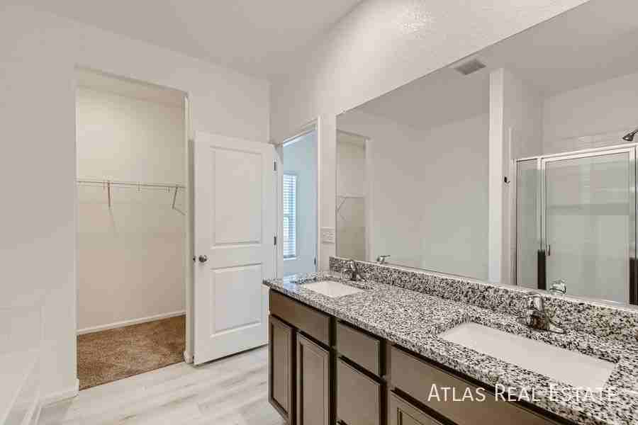 987 Cascade Falls St - Photo 7 of 16