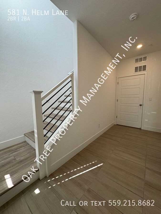 581 N Helm Ln - Photo 3 of 25