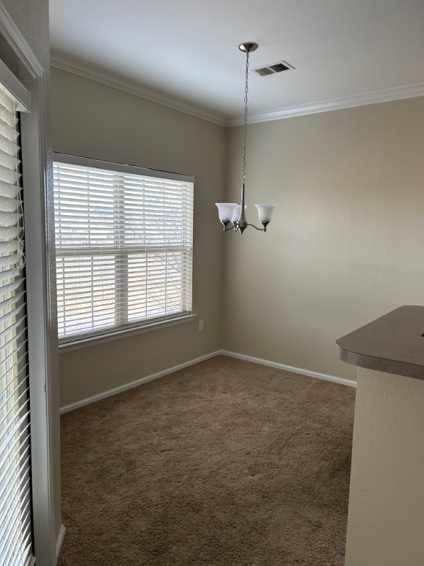 5620 Fossil Creek Pkwy #4-208 - Photo 4 of 9