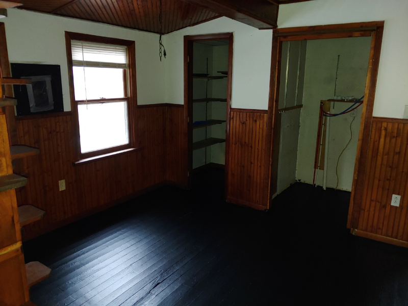 106 Forest St - Photo 5 of 23