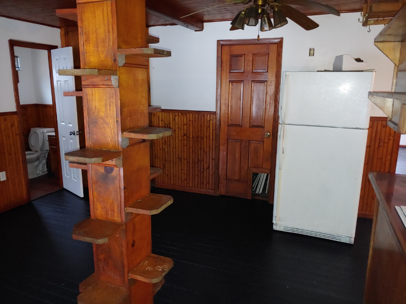 106 Forest St - Photo 7 of 23