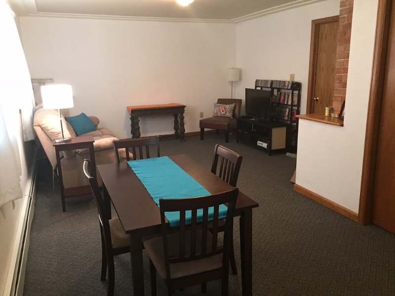 623 E University Ave #B - Photo 3 of 9