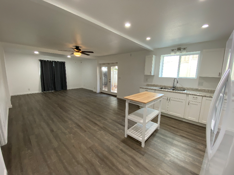 243 N Opio Pl - Photo 2 of 8