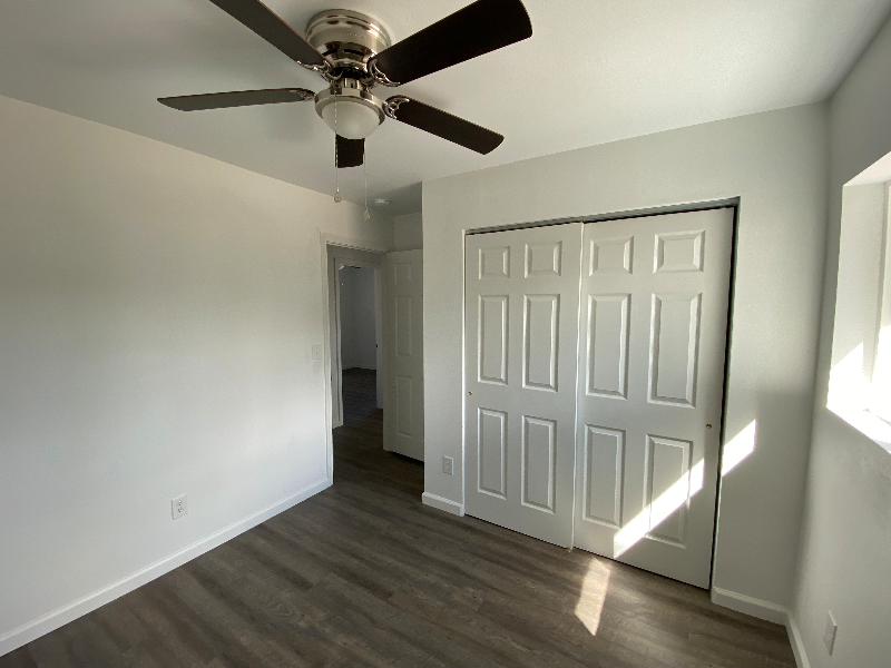 243 N Opio Pl - Photo 6 of 8