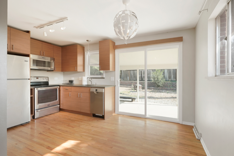 1390 W Berry Dr - Photo 6 of 17