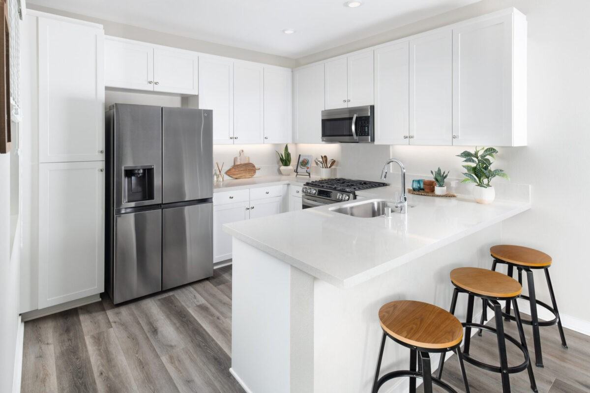 31628 Hans Dr - Photo 5 of 50