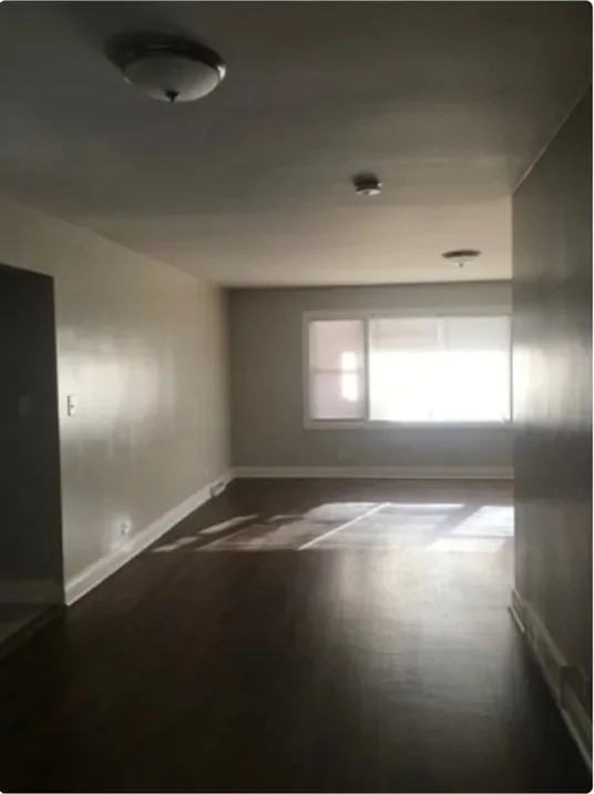 2621 W 79th St #2A - Photo 7 of 15