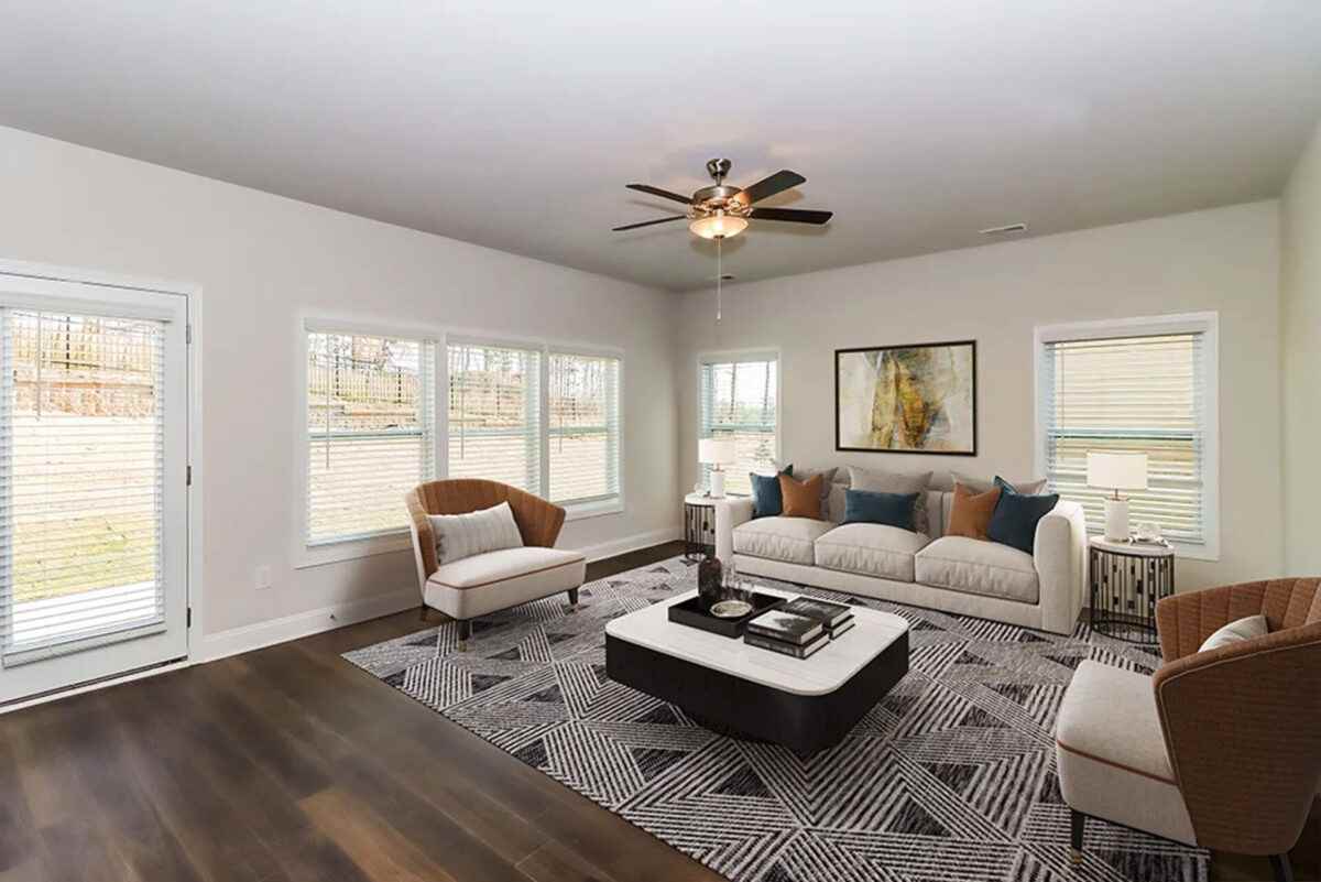 112 Kingshall Rd - Photo 4 of 34