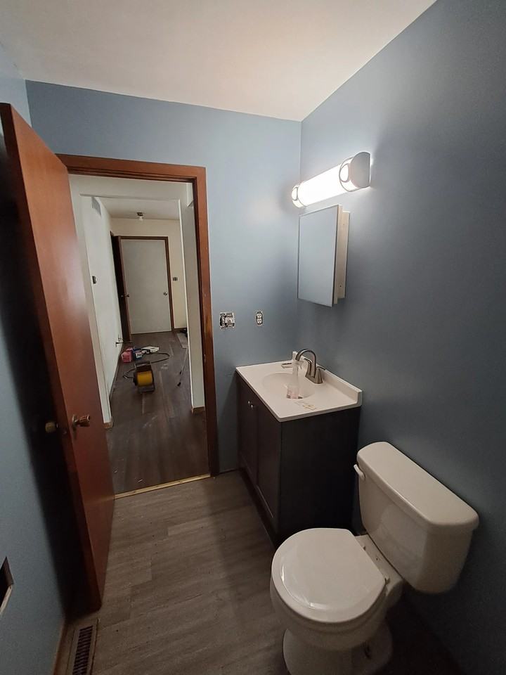 2124 Vermont Ave - Photo 4 of 4