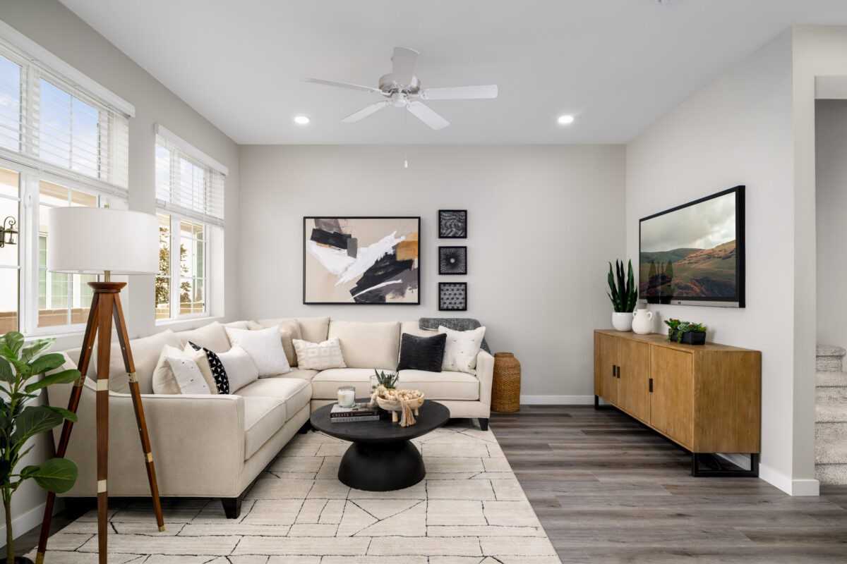 10439 Barrena Loop - Photo 6 of 50