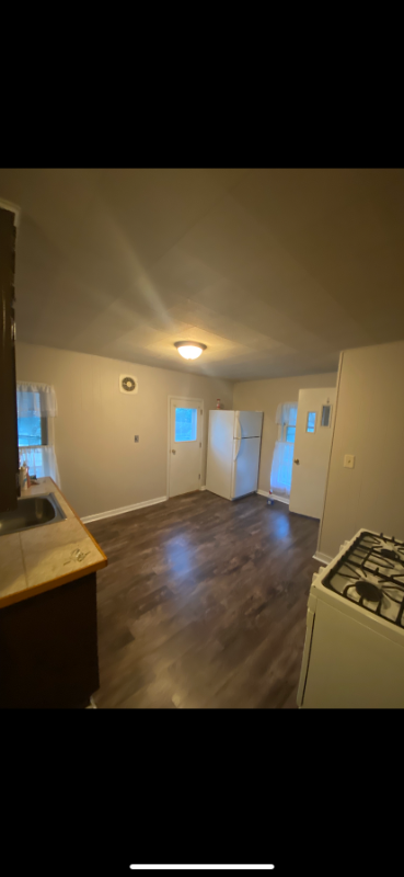 1915 1/2 N 3rd St - Photo 2 of 9