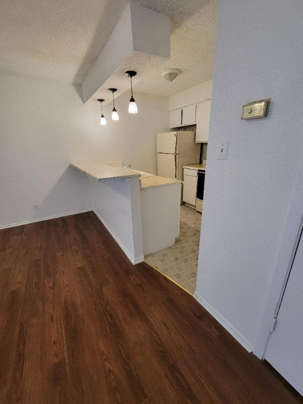 203 Sprucewood Ln #B - Photo 3 of 6