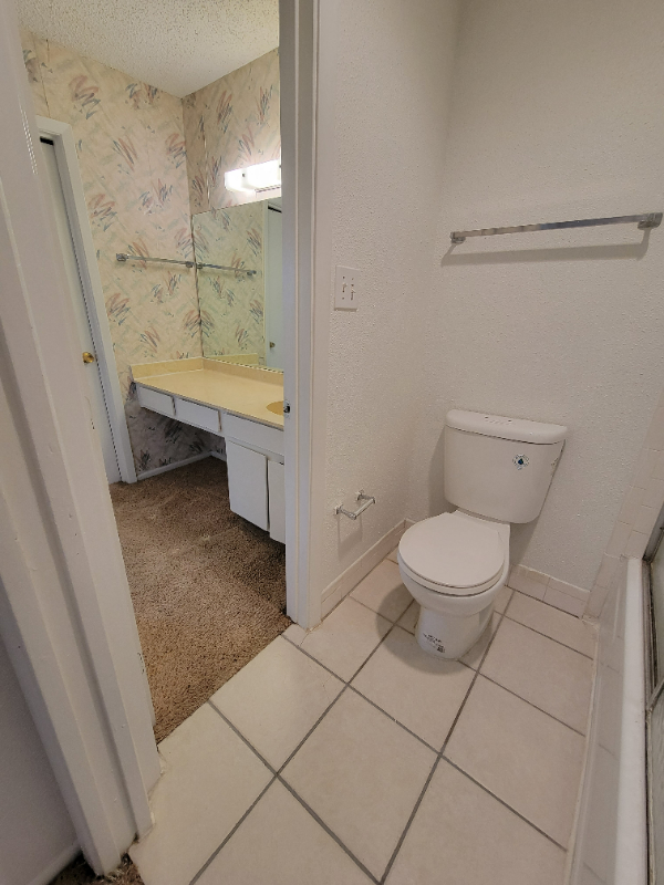 203 Sprucewood Ln #B - Photo 6 of 6