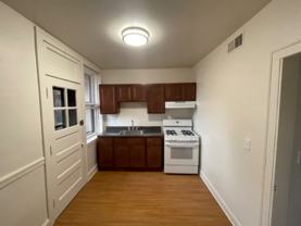 7252 N Hamilton Ave - Photo 1 of 1