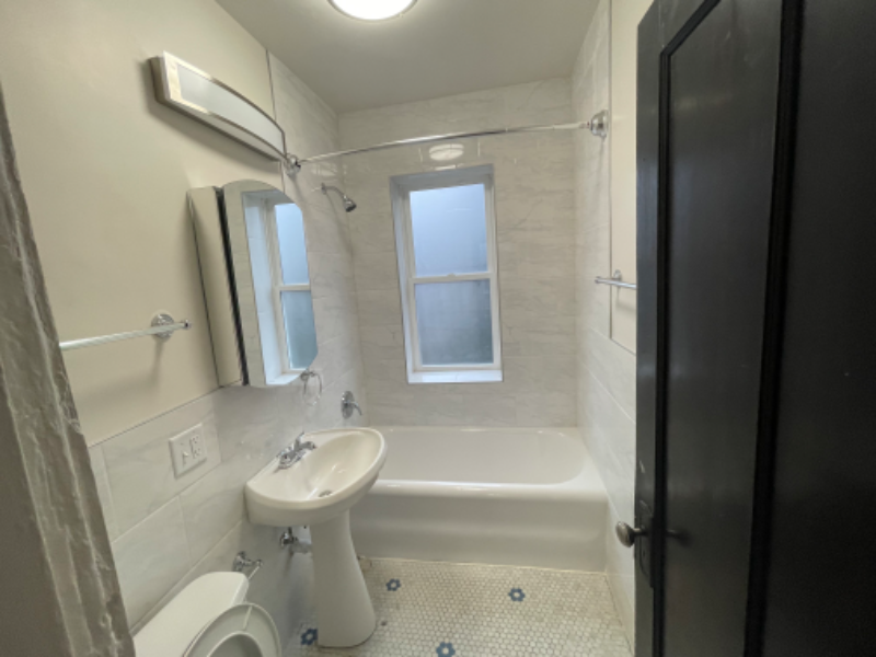 7252 N Hamilton Ave - Photo 6 of 12