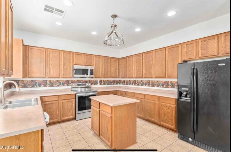 6935 W Carson Rd - Photo 4 of 21