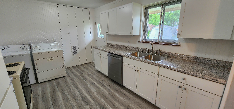 500 W Ford Ave - Photo 2 of 16