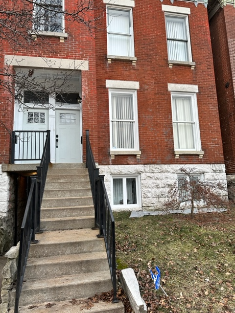 2348 Rutger St #B - Photo 2 of 19