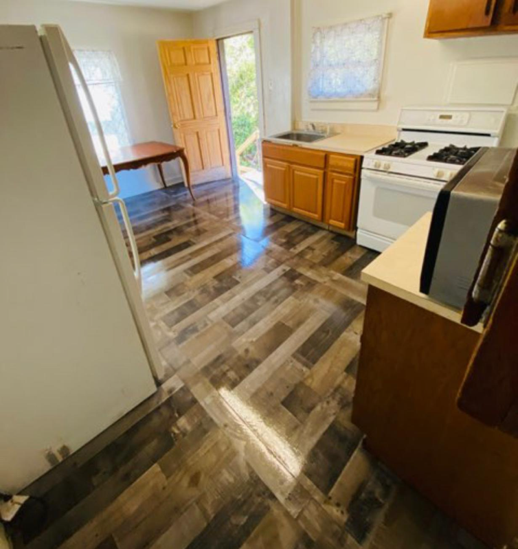 421 Caldwell St #423 - Photo 4 of 12