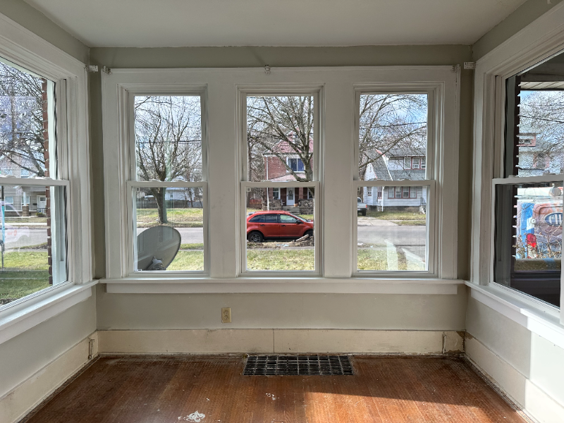 839 N Howard St - Photo 3 of 14