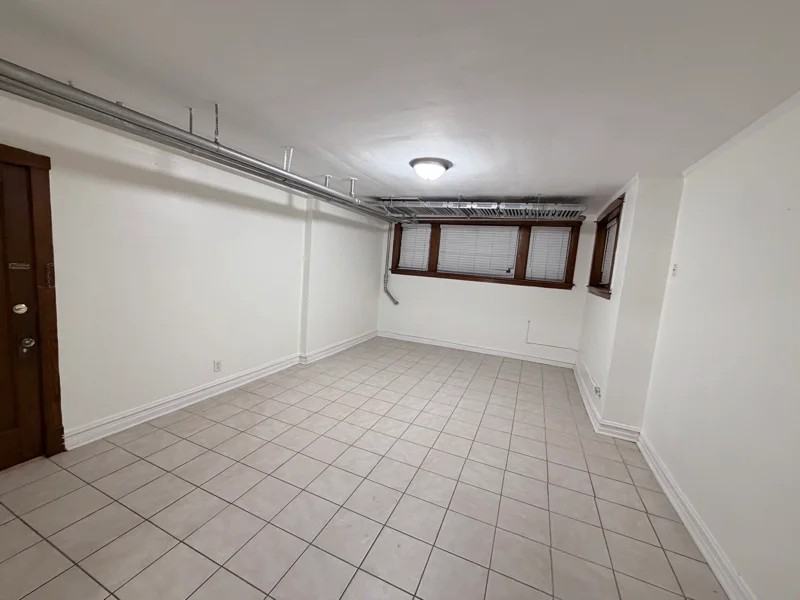 3414 N Ridgeway Ave #G - Photo 2 of 7