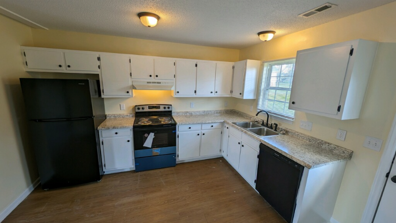 425 Elmira St #B - Photo 5 of 14