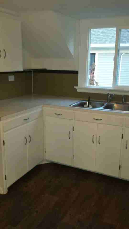 1134 S Grand Ave #2 - Photo 4 of 15