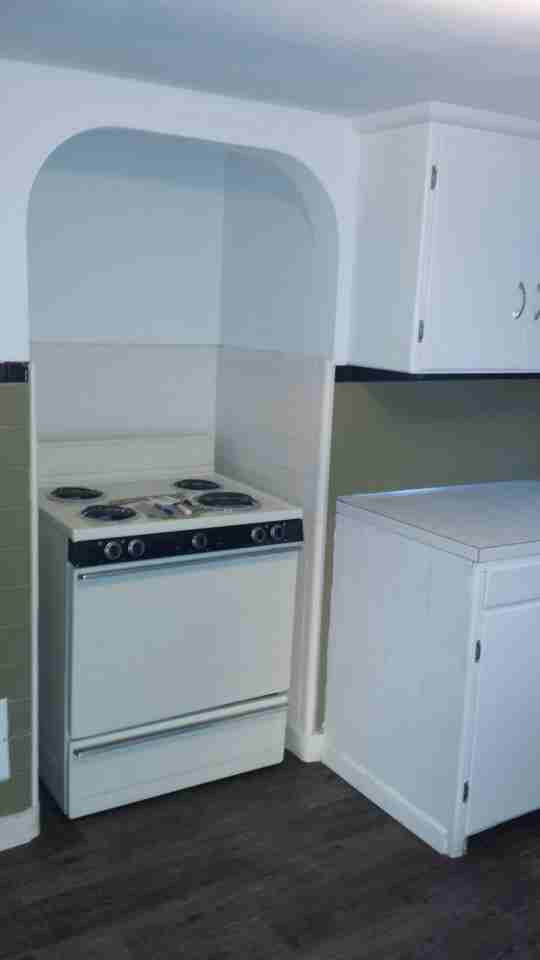 1134 S Grand Ave #2 - Photo 5 of 15