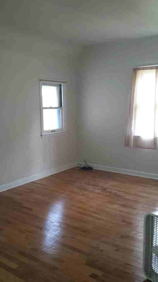 1134 S Grand Ave #2 - Photo 7 of 15