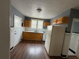 featured image of 565 E Elm St #1