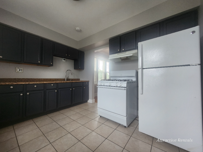 9909 S Charles St #1 - Photo 6 of 13