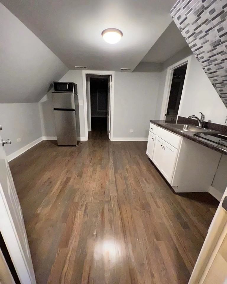 152 N 22nd Ave - Photo 2 of 6