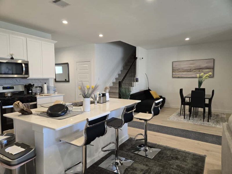 10001 Fulshear Trce - Photo 6 of 7