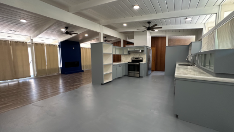 1036 W Alamos Ave - Photo 3 of 18