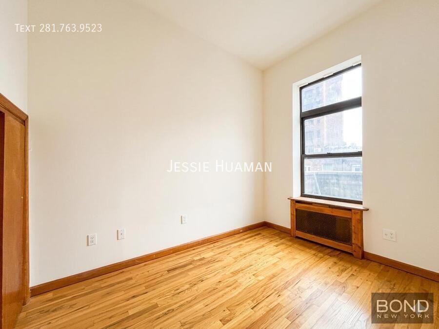 70 W 87th St #PH - Photo 4 of 8