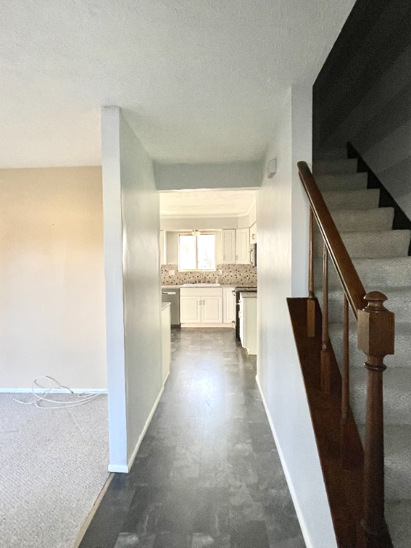 4017 Blueberry Hollow Rd - Photo 6 of 18