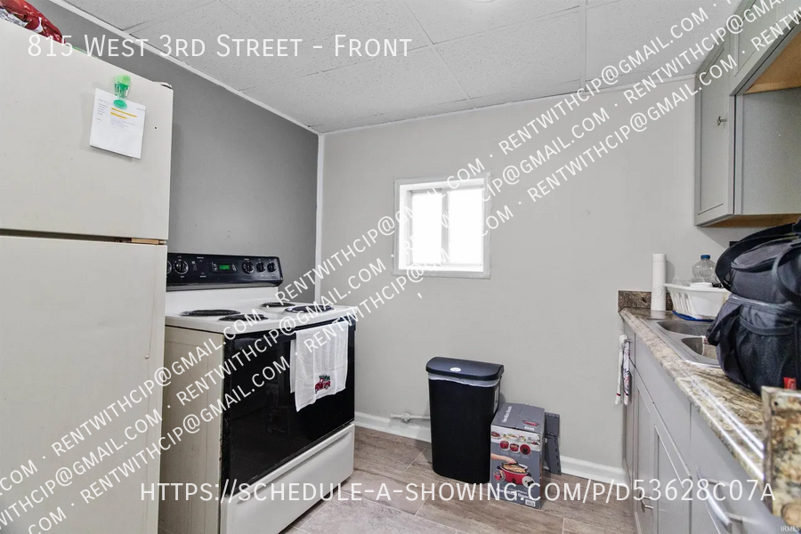 815 W 3rd St - Photo 4 of 8