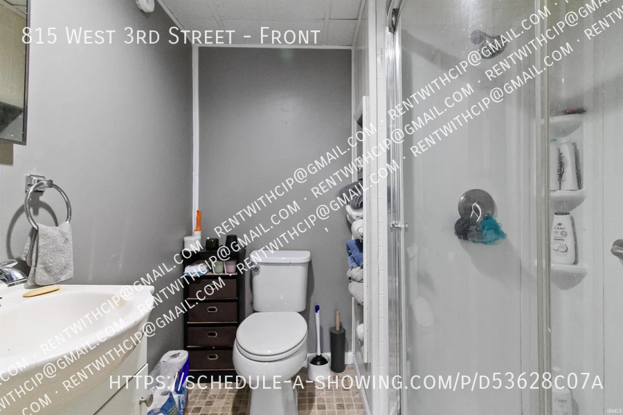 815 W 3rd St - Photo 5 of 8