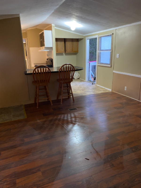 135 Ted St - Photo 2 of 14