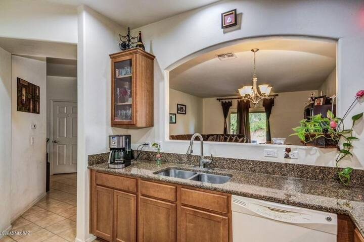 2289 E Stone Stable Dr - Photo 5 of 20