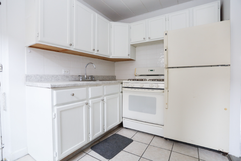 5649 N Christiana Ave #3 - Photo 4 of 7