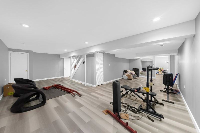 264 N Southport Rd - Photo 6 of 10